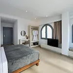 Aelia Thalassa Hotel Monolithos (Santorini)