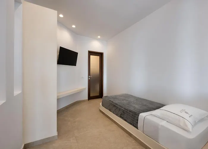 Aelia Thalassa Hotel