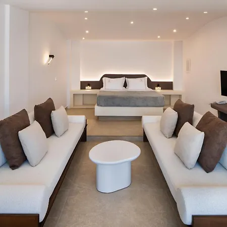 Aelia Thalassa Monolithos