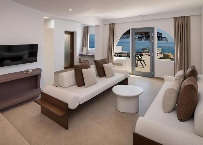 Aelia Thalassa Monolithos